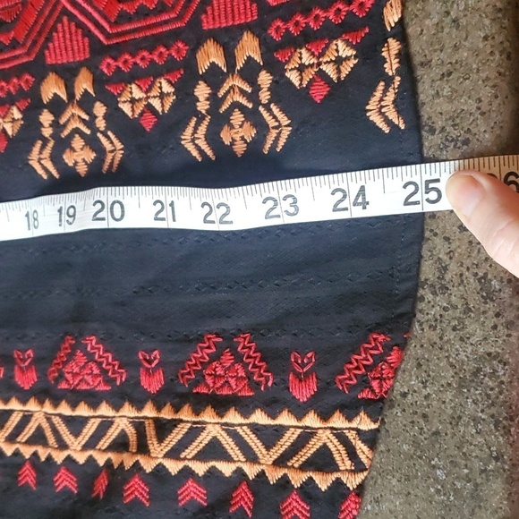 Savanna Jane Embroidered Short Sleeve Sz. S Blouse Tunic NWT - Picture 13 of 13